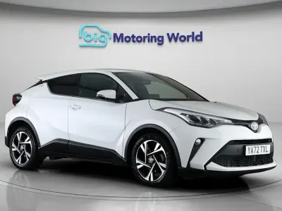 Second-hand Toyota C-HR Design 122 CP (89 kW) 2023 Alb SUV