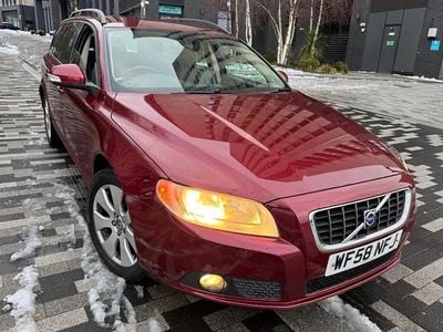Red Used 2008 Volvo V70 SE Estate | £2,350 (Fair price)