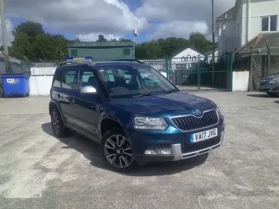 Used Skoda Yeti SE Drive 110 HP (80 kW) 2017 Blue SUV
