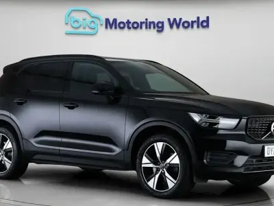 Used Volvo XC40 R-Design 211 HP (155 kW) 2021 SUV