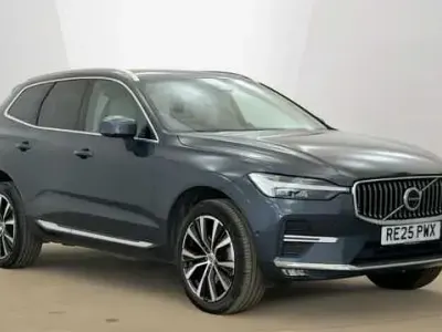 Begagnad Volvo XC60 Ultra 247 HK (181 kW) 2025 Blå SUV