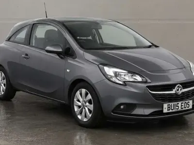 Used Vauxhall Corsa Design Edition 90 HP (66 kW) 2015 Grey Hatchback