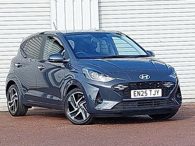 Begagnad Hyundai i10 Premium 79 HK (58 kW) 2025 Grå Halvkombi