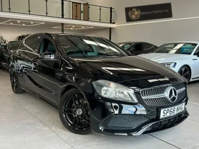 Begagnad Mercedes A200 AMG line 2018 Svart Halvkombi