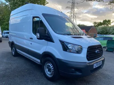 Usado Ford Transit 130 CV (95 kW) 2019 Blanco Van