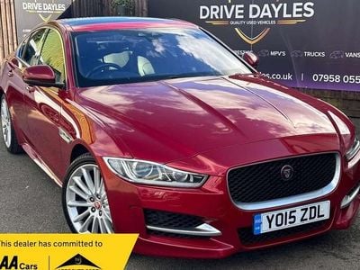 Used Jaguar XE R-Sport 240 HP (176 kW) 2015 Red Sedan