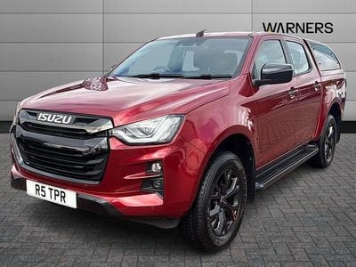 Used Isuzu D-Max 162 HP (119 kW) 2023 Red Pickup