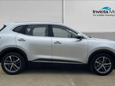 Używany MG HS Excite 162 KM (119 kW) 2023 Srebrny SUV