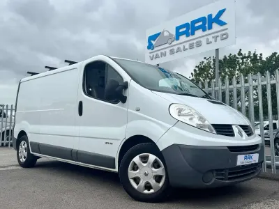 Used Renault Trafic 115 HP (84 kW) 2012 White MPV