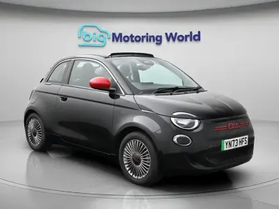 Second-hand Fiat 500e Red 86 kW (118 CP) 2024 Cabrio