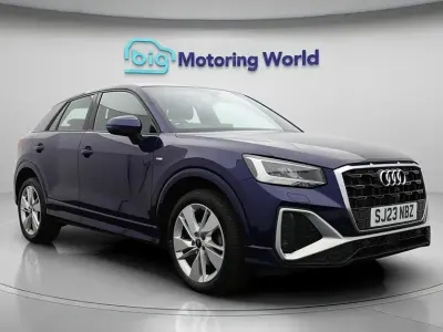 Usado Audi Q2 S-Line 150 CV (110 kW) 2023 Azul SUV