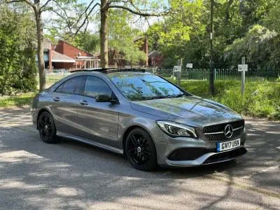 Usado Mercedes CLA220 AMG line 2017 Cinzento Sedan
