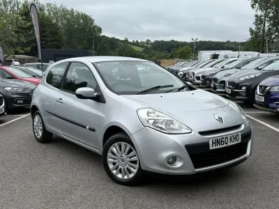Used Renault Clio 2010 Silver Hatchback
