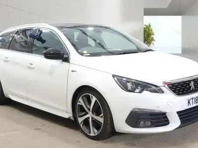 Käytetty Peugeot 308 SW GT 2018 Valkoinen Farmari