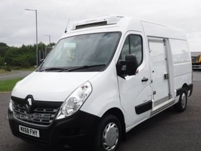 used Renault Master MWB DIESEL FWD