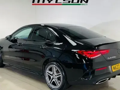 Begagnad Mercedes CLA250e AMG Line Premium 218 HK (160 kW) 2022 Sedan