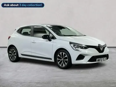 Used Renault Clio Evolution 90 HP (66 kW) 2023 White Hatchback