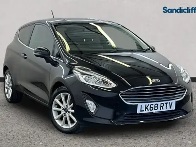 Used Ford Fiesta Titanium 125 HP (91 kW) 2018 Black Hatchback