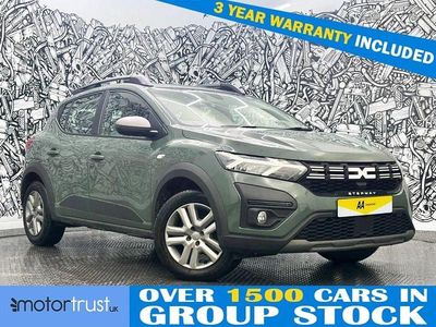 Used Dacia Sandero Expression 100 HP (73 kW) 2023 Green Hatchback