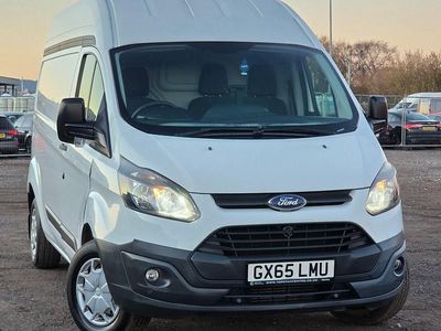 White Used 2015 Ford Transit Custom Van | £6,495 (Fair price)