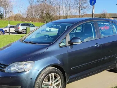 Used VW Golf VI SE 105 HP (77 kW) 2010 Blue Hatchback