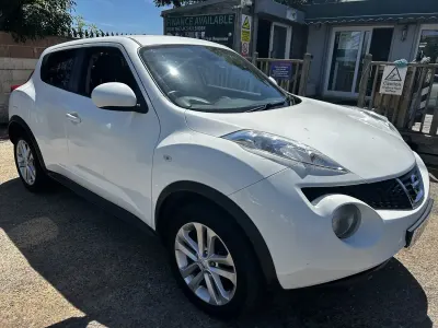 Used Nissan Juke Tekna 110 HP (80 kW) 2013 White SUV