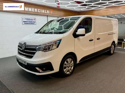 Used Renault Trafic 2022 White MPV