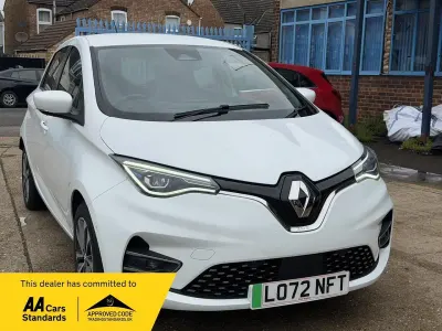 Used Renault Zoe GT-Line 100 kW (136 HP) 2022 White Hatchback