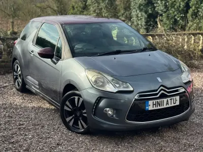 Usado Citroën DS3 120 CV (88 kW) 2011 Gris Utilitario