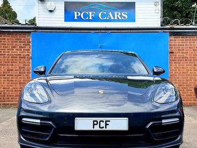 Grey Used 2017 Porsche Panamera Sedan | £27,975 (Expensive)