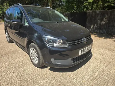 Used VW Touran SE 105 HP (77 kW) 2015 Black MPV