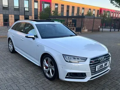 Usado Audi S4 Advanced 2026 Branco Sedan