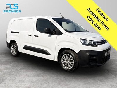 Used Citroën Berlingo 100 HP (73 kW) 2021 White MPV