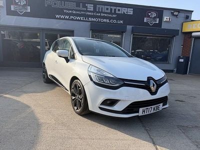 Used Renault Clio IV Dynamique 90 HP (66 kW) 2017 White Hatchback