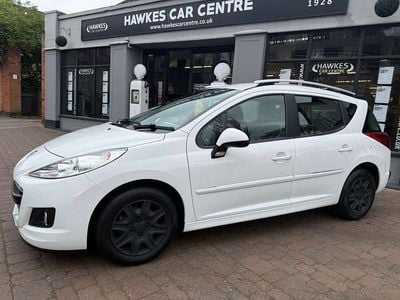 Used Peugeot 207 Active 95 HP (69 kW) 2013 White Estate