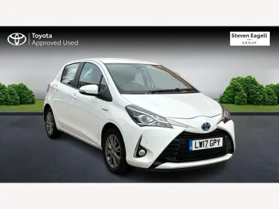 Used Toyota Yaris Hybrid 2017 White Hatchback