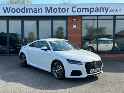 Usado Audi TT S-Line 230 CV (169 kW) 2018 Blanco Coupe
