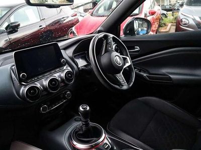 Used Nissan Juke Tekna 114 HP (83 kW) 2020 Silver SUV