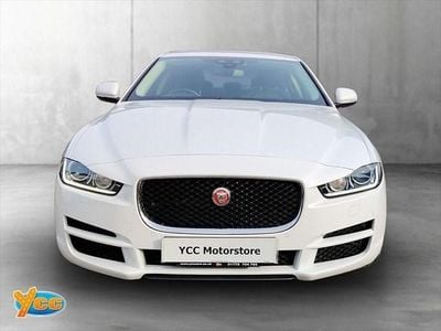 Used Jaguar XE Portfolio 180 HP (132 kW) 2015 White Sedan