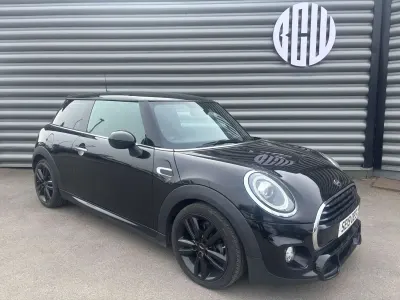 Usado Mini Cooper Hatch 2019 Preto Citadino