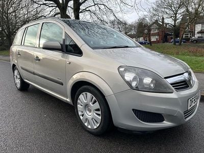 Silver Used 2010 Vauxhall Zafira MPV | £1,850 (Good price)