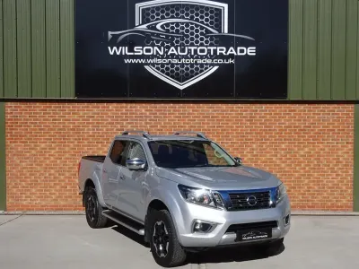 Used Nissan Navara Tekna 190 HP (139 kW) 2021 Silver Pickup