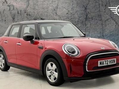 Used Mini Cooper Classic 134 HP (98 kW) 2022 Red Hatchback