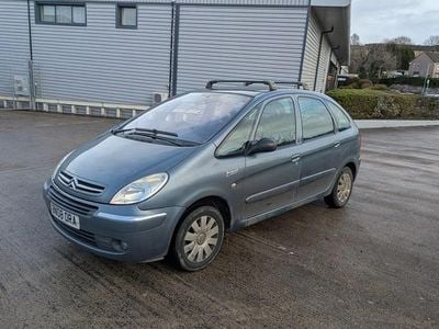Used Citroën Xsara Picasso 92 HP (67 kW) 2008 Grey MPV