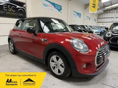 Used Mini Cooper Hatch 2014 Red Hatchback
