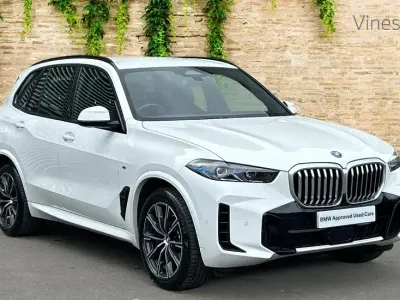 Gebraucht BMW X5 M Sport 482 PS (354 kW) 2023 Weiß SUV