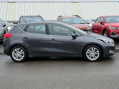 Used Kia Ceed 126 HP (92 kW) 2015 Silver Hatchback
