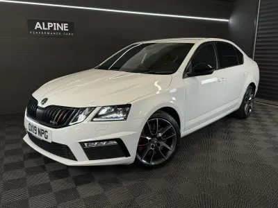 Used Skoda Octavia vRS 245 HP (180 kW) 2019 White Hatchback