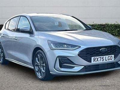 Black New 2025 Ford Focus ST-Line X Hatchback | £22,250 (Fair price)