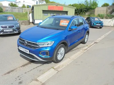 Usado VW T-Roc Life 2023 Azul SUV